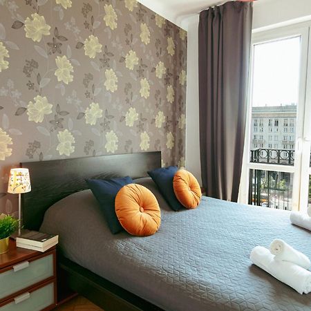 Plac Konstytucji 6 Grey - Bezplatny Garaz Podziemny - Free Parking - Apartament Dla 4 Osob 华沙 外观 照片